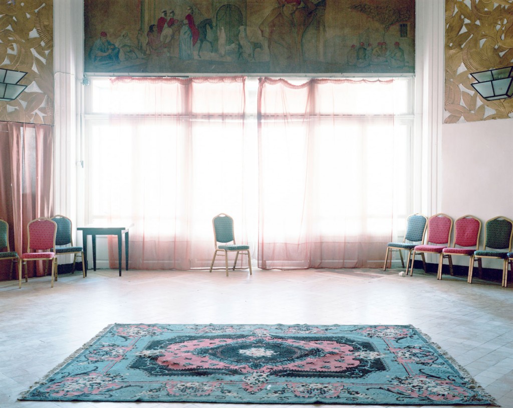 Hotel El Safir, Ex-Aletti, Algiers City Center. Residence of the Black Panther Party delegation during the 1969 Pan-African Festival of Algiers. Fig. 1: Entrance of the former casino. C-Print, 2015. 100x125cm